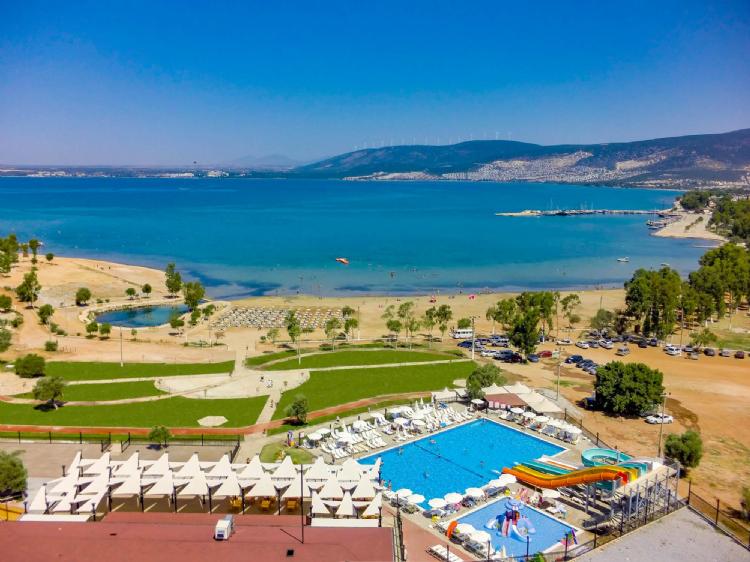 Ramada Resort by Wyndham Akbuk